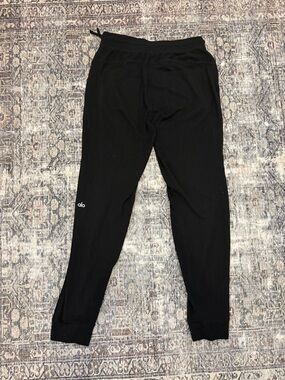 ALO yoga soho jogger